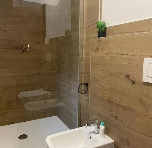 Host San Pietro Apartman